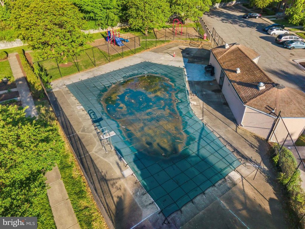 Image 30 of property listing at 1983 ADDISON RD S, District Heights, MD 20747