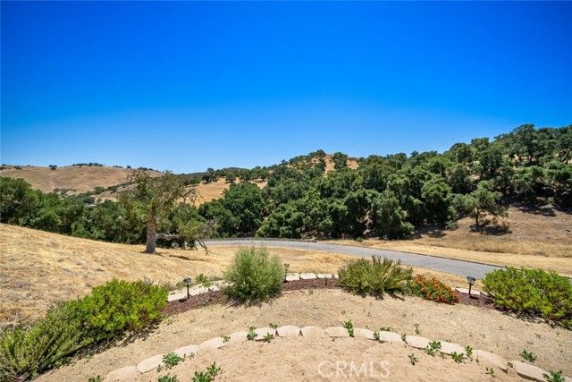 9805 Steelhead Road, Paso Robles, CA 93446