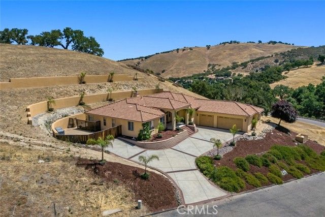9805 Steelhead Road, Paso Robles, CA 93446