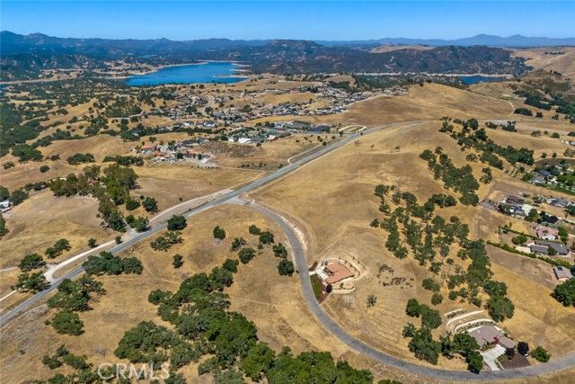 9805 Steelhead Road, Paso Robles, CA 93446