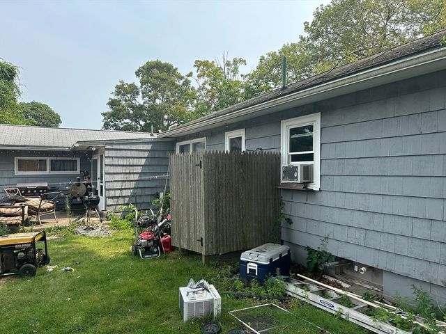 17 Winslow Gray Rd, Yarmouth, MA 02673