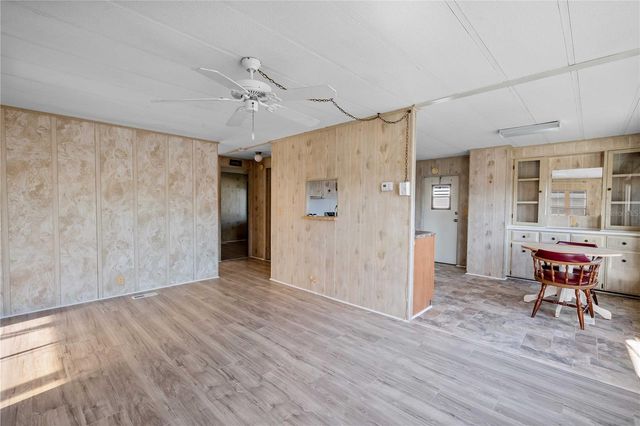 37818 VALENCIA AVENUE, Zephyrhills, FL 33541