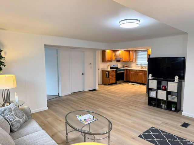 1908 Haven Drive, Evansville, IN 47711