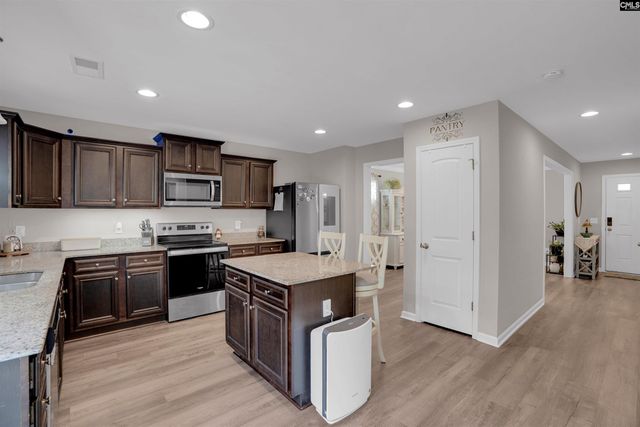 249 Harvester Loop, Hopkins, SC 29061