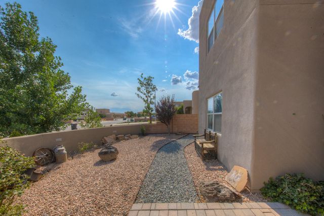 6609 KALGAN Road, Rio Rancho, NM 87144