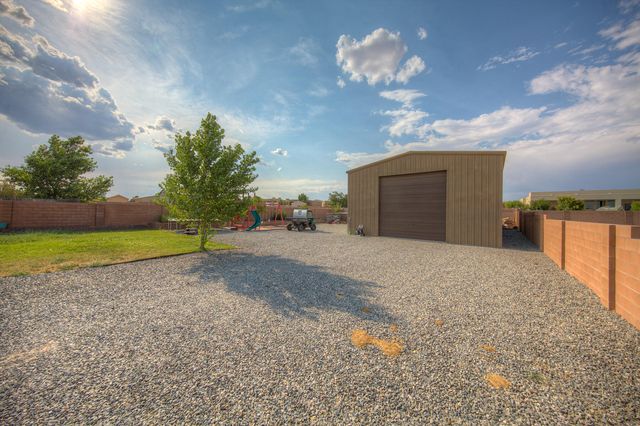 6609 KALGAN Road, Rio Rancho, NM 87144