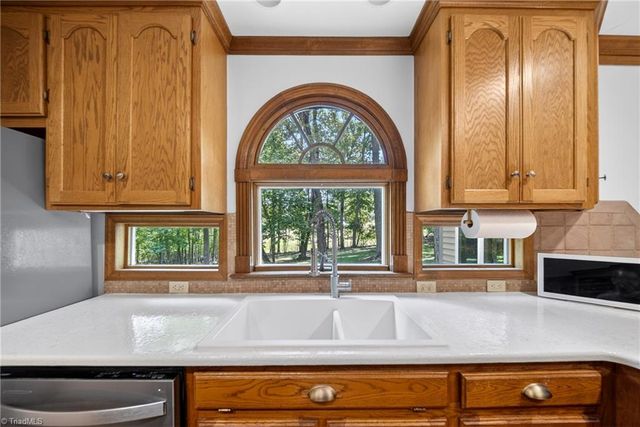 824 Cedar Creek Drive, Asheboro, NC 27205