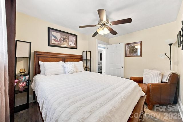100 30th Avenue NW, Hickory, NC 28601