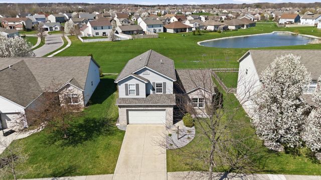 320 Treeline Cove, Fort Wayne, IN 46825