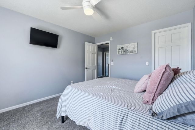 320 Treeline Cove, Fort Wayne, IN 46825