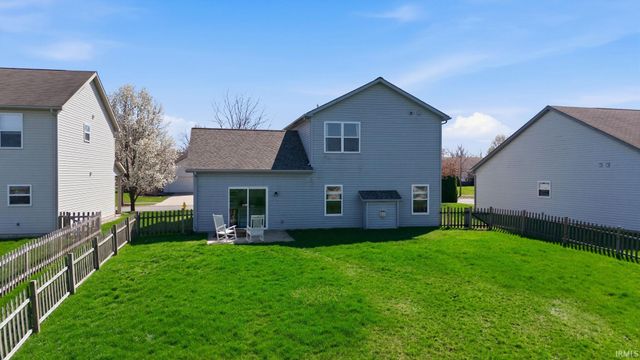 320 Treeline Cove, Fort Wayne, IN 46825