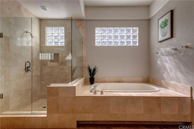 49520 Mission Drive W, La Quinta, CA 92253