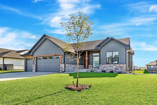 230 S Wellcrest, Wichita, KS 67052