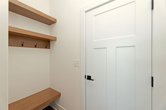 230 S Wellcrest, Wichita, KS 67052