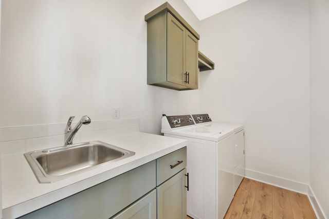 230 S Wellcrest, Wichita, KS 67052