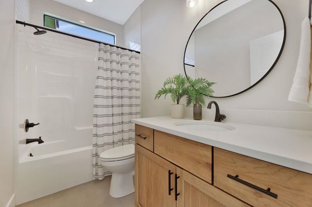 230 S Wellcrest, Wichita, KS 67052