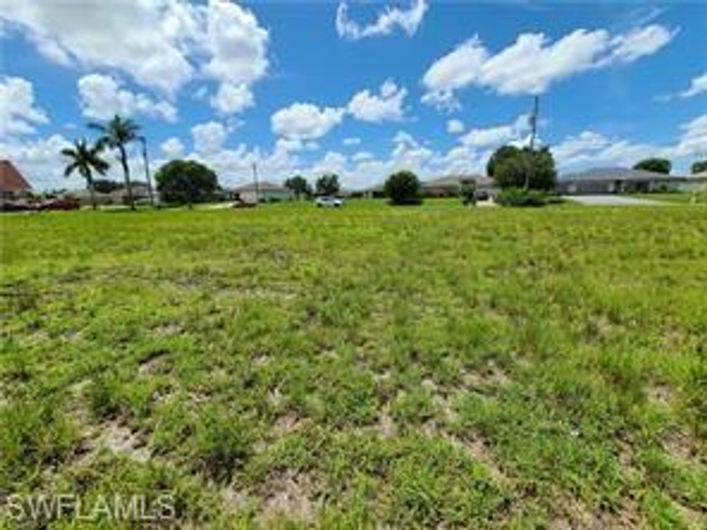 1405 NW 11th ST, CAPE CORAL, FL 33993 — photo 2