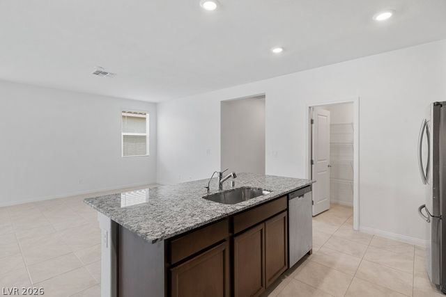 8955 Marigold Creek Street, Las Vegas, NV 89113