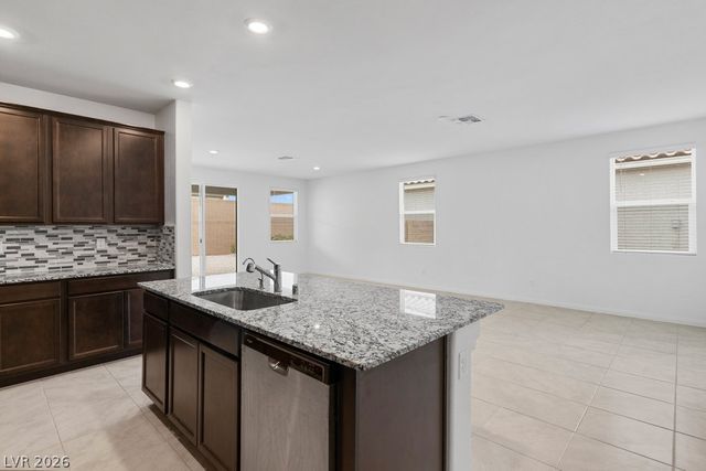 8955 Marigold Creek Street, Las Vegas, NV 89113