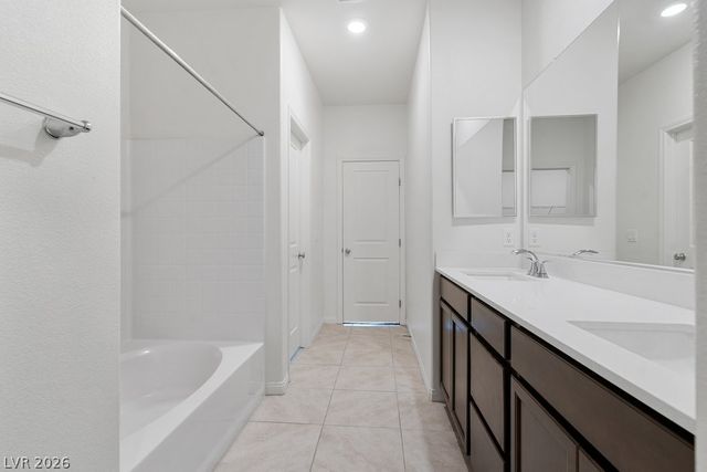 8955 Marigold Creek Street, Las Vegas, NV 89113