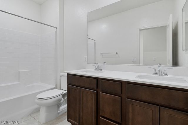 8955 Marigold Creek Street, Las Vegas, NV 89113