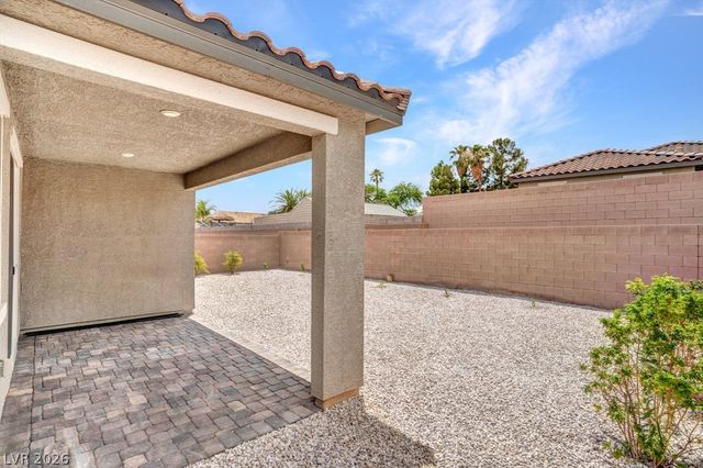 8955 Marigold Creek Street, Las Vegas, NV 89113