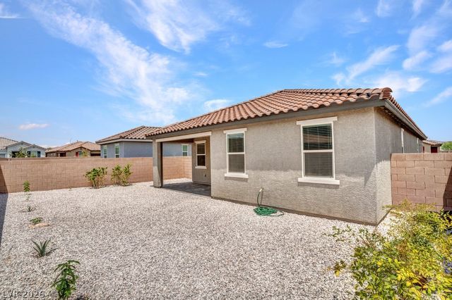 8955 Marigold Creek Street, Las Vegas, NV 89113