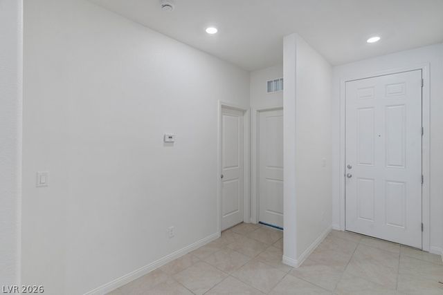 8955 Marigold Creek Street, Las Vegas, NV 89113