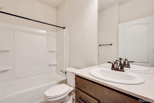 4145 Avery Road, Lake Orion, MI 48359