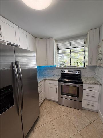 1244 S Military Trail 711, Deerfield Beach, FL 33442