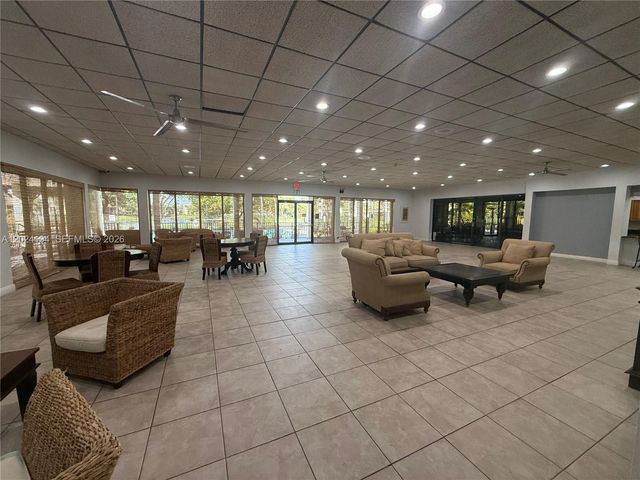1244 S Military Trail 711, Deerfield Beach, FL 33442