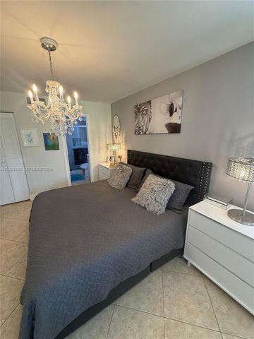 1244 S Military Trail 711, Deerfield Beach, FL 33442