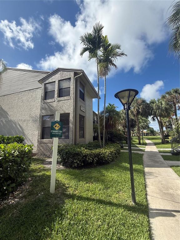 1244 S Military Trail 711, Deerfield Beach, FL 33442