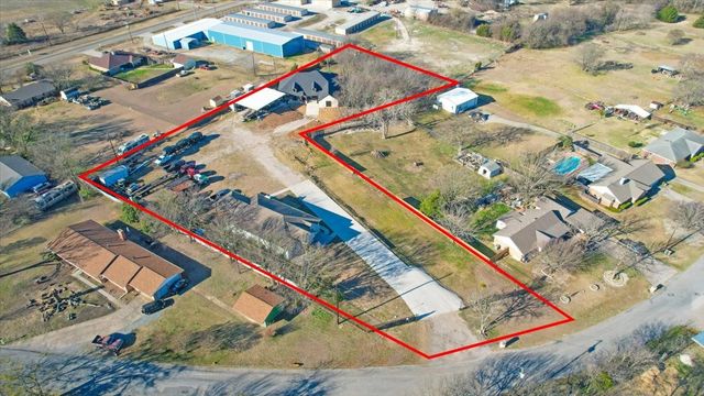 920 Oil Mill Road, Van Alstyne, TX 75495