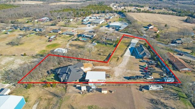 920 Oil Mill Road, Van Alstyne, TX 75495