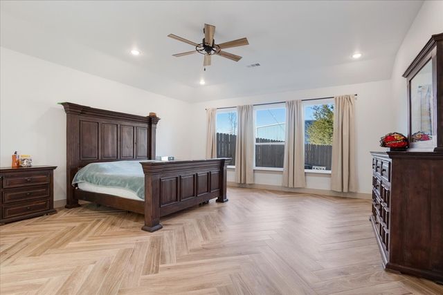 920 Oil Mill Road, Van Alstyne, TX 75495