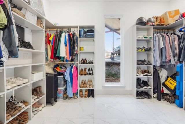 920 Oil Mill Road, Van Alstyne, TX 75495