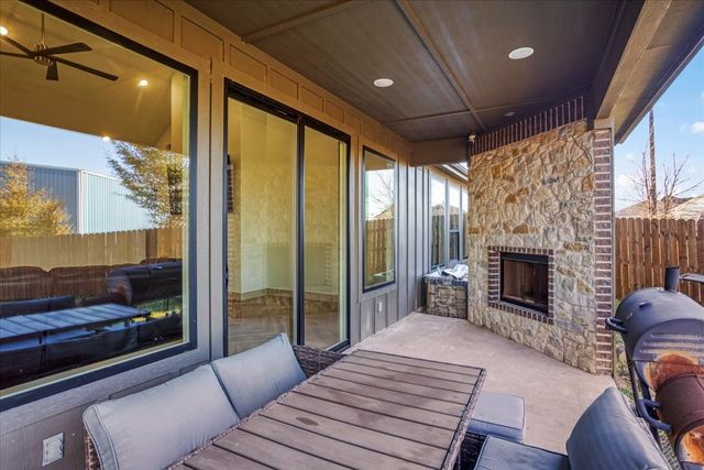 920 Oil Mill Road, Van Alstyne, TX 75495