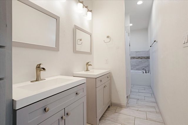 920 Oil Mill Road, Van Alstyne, TX 75495