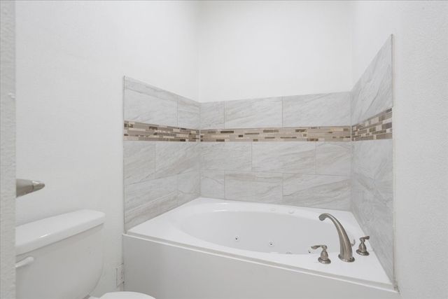 920 Oil Mill Road, Van Alstyne, TX 75495