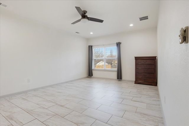 920 Oil Mill Road, Van Alstyne, TX 75495