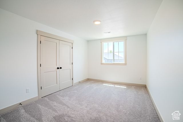 3884 W SAND LAKE DR, South Jordan, UT 84009