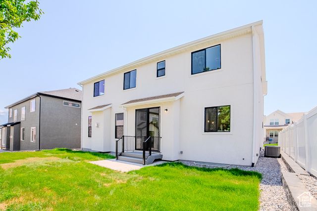 3884 W SAND LAKE DR, South Jordan, UT 84009