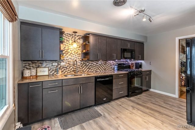 403 Morgan Drive, Lewiston, NY 14092