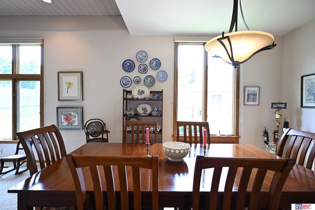 7431 N Hampton, Lincoln, NE 68506