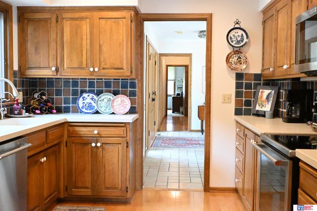 7431 N Hampton, Lincoln, NE 68506