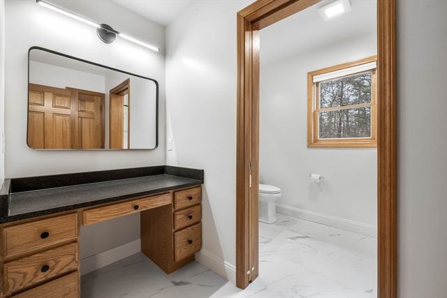 10 Alden St, Ludlow, MA 01056