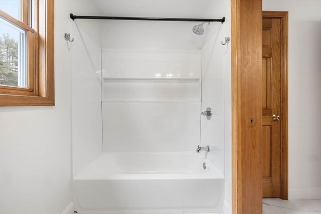 10 Alden St, Ludlow, MA 01056