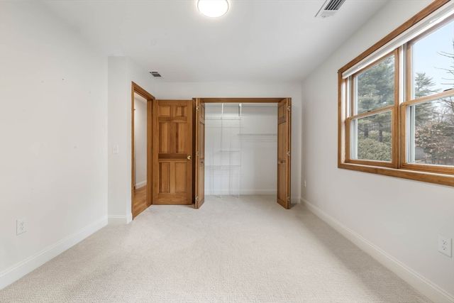 10 Alden St, Ludlow, MA 01056