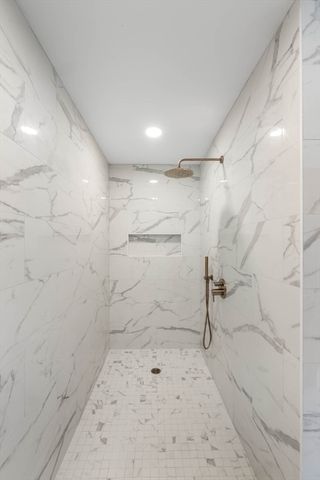 10 Alden St, Ludlow, MA 01056